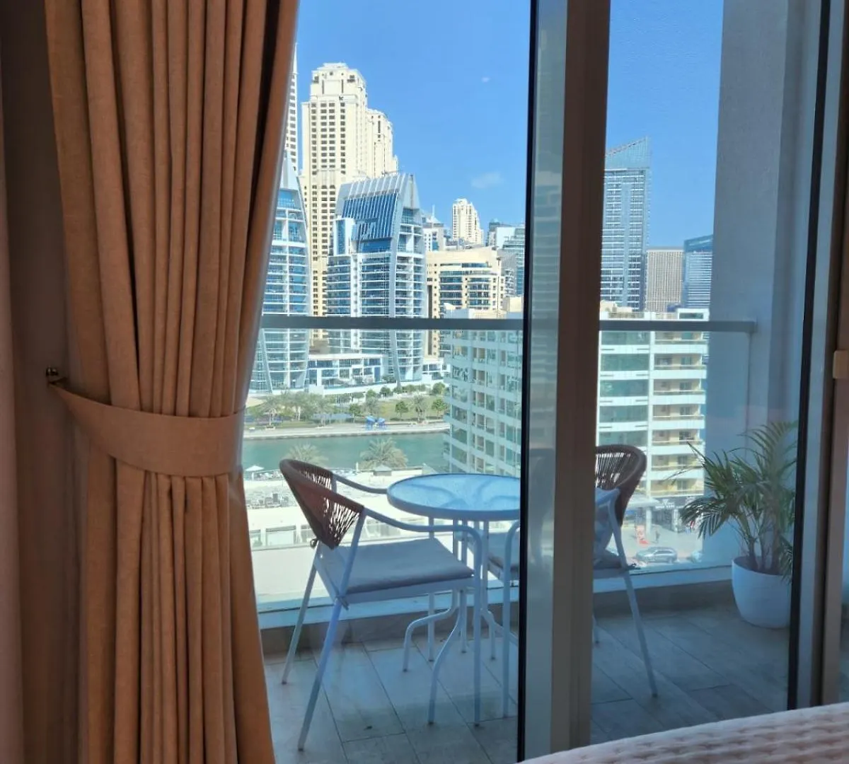 Stunning Marina View Luxury Studio One Dubai
