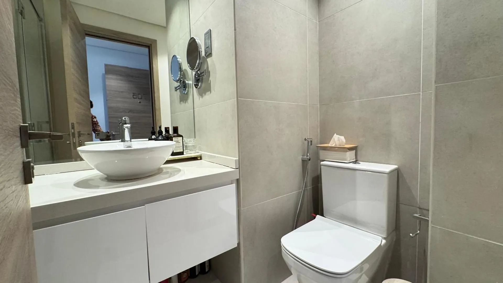 Guest house Stunning Marina View Luxury Studio One Dubai