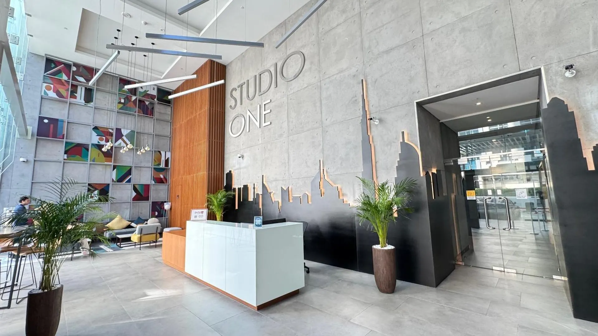 Stunning Marina View Luxury Studio One Dubai 0*,