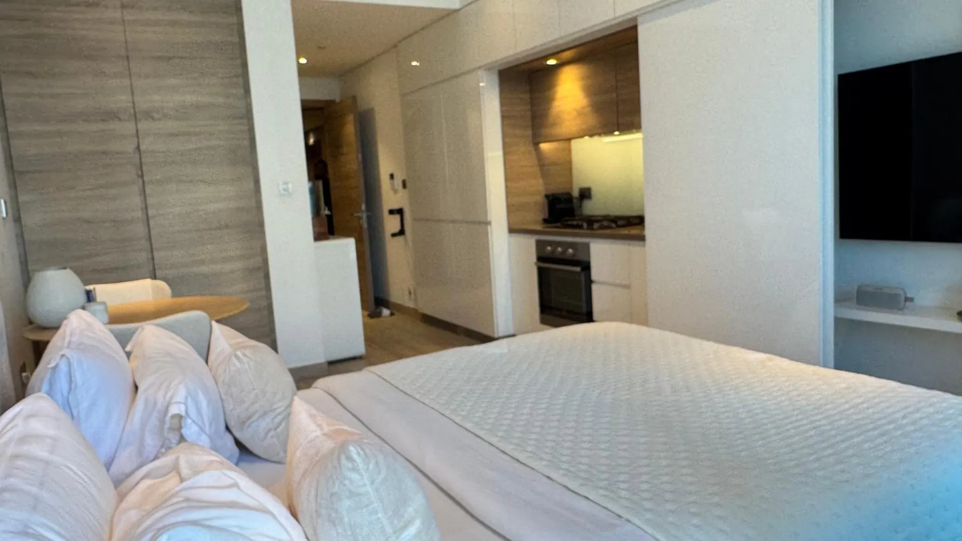 Stunning Marina View Luxury Studio One Dubai United Arab Emirates