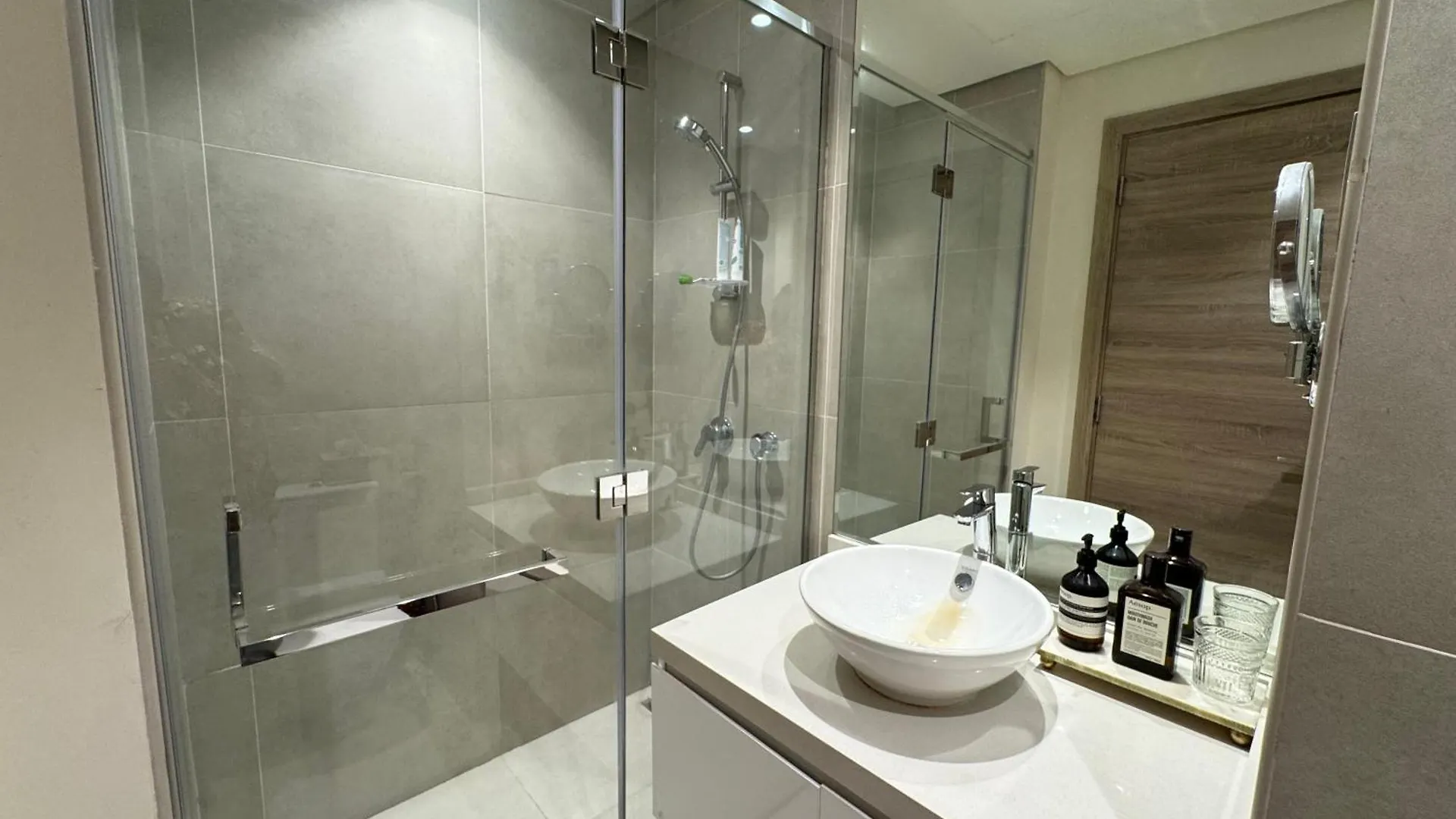 Stunning Marina View Luxury Studio One Дубай Гостевой дом